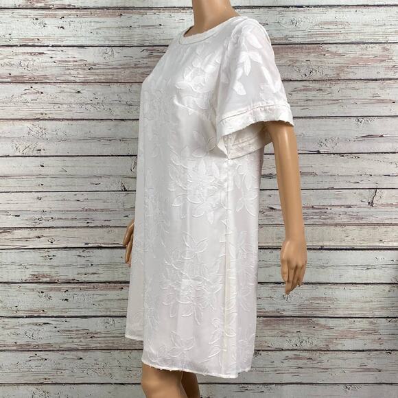 Ann Taylor PETITE LEAVES JACQUARD FLUTTER SLEEVE DRESS WINTER WHITE Medium - Picture 6 of 9